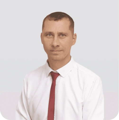 Инструктор Михаил